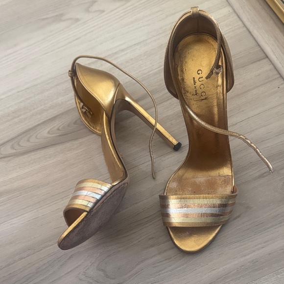 Gucci Metallic Gold Women's Heels - Picture 2 of 9